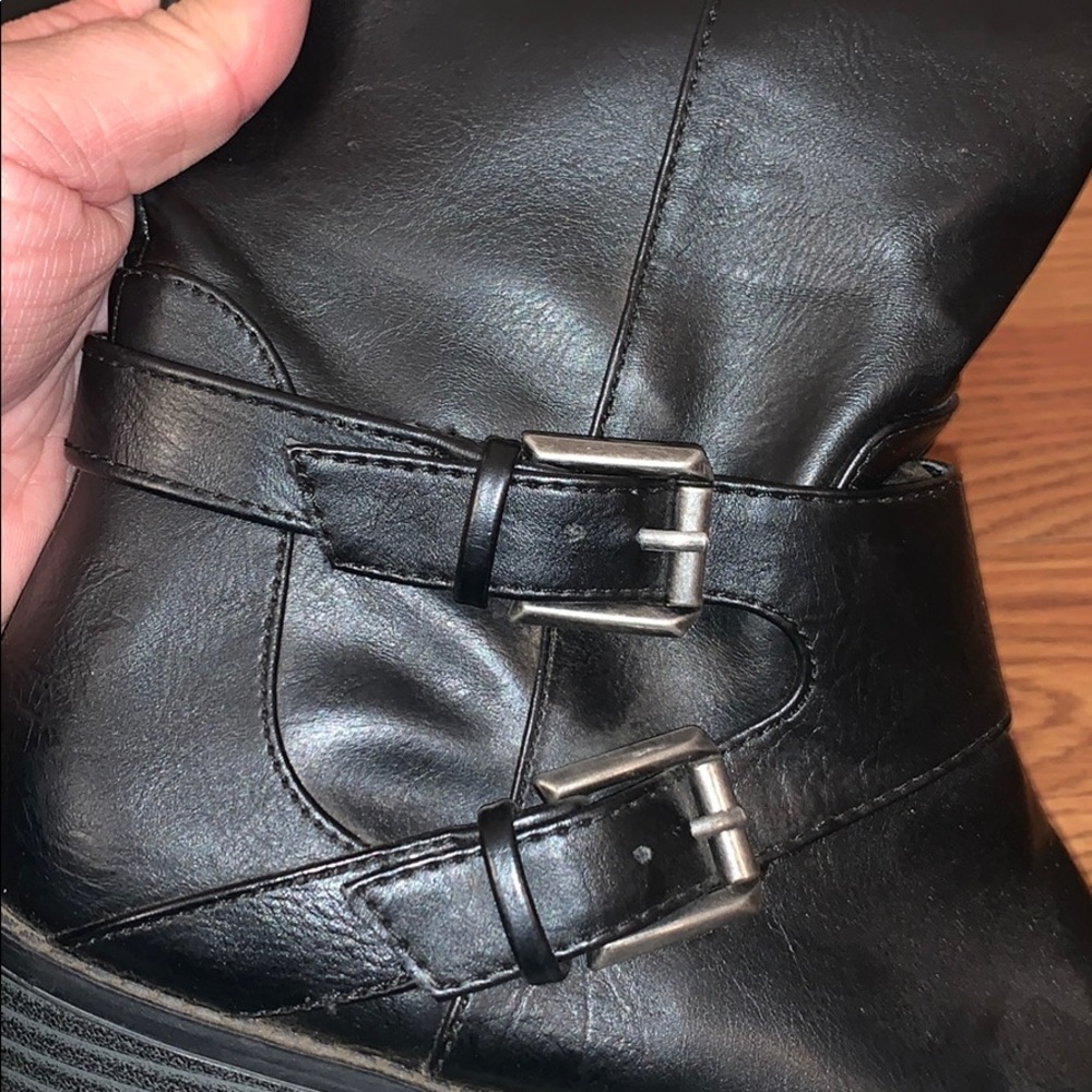 UNLISTED BY KENNETH COLE RIDING BOOTS - Picture 7 of 7